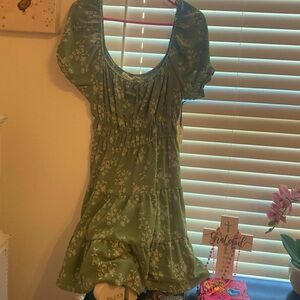 Green floral sun dress L